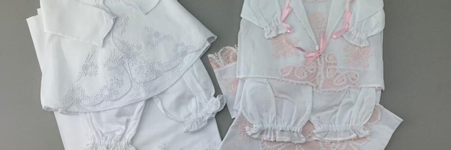 Saída de maternidade bordada