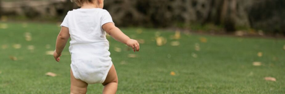Como cuidar das roupas de bebê durante o calor extremo?